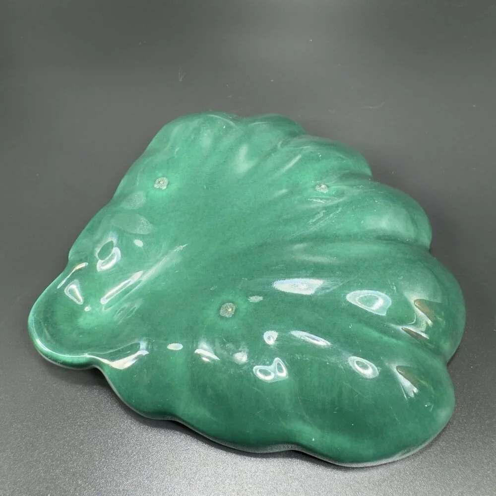 Hand Made USA Pottery Stoneware Green Shell Dish‎ Soap Holder Trinket Dish VTG